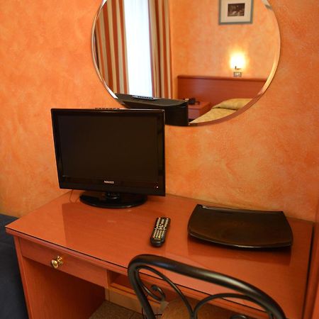 Hotel Aurora Milano Camera foto