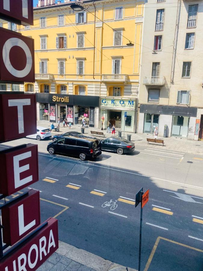 Hotel Aurora Milano Esterno foto