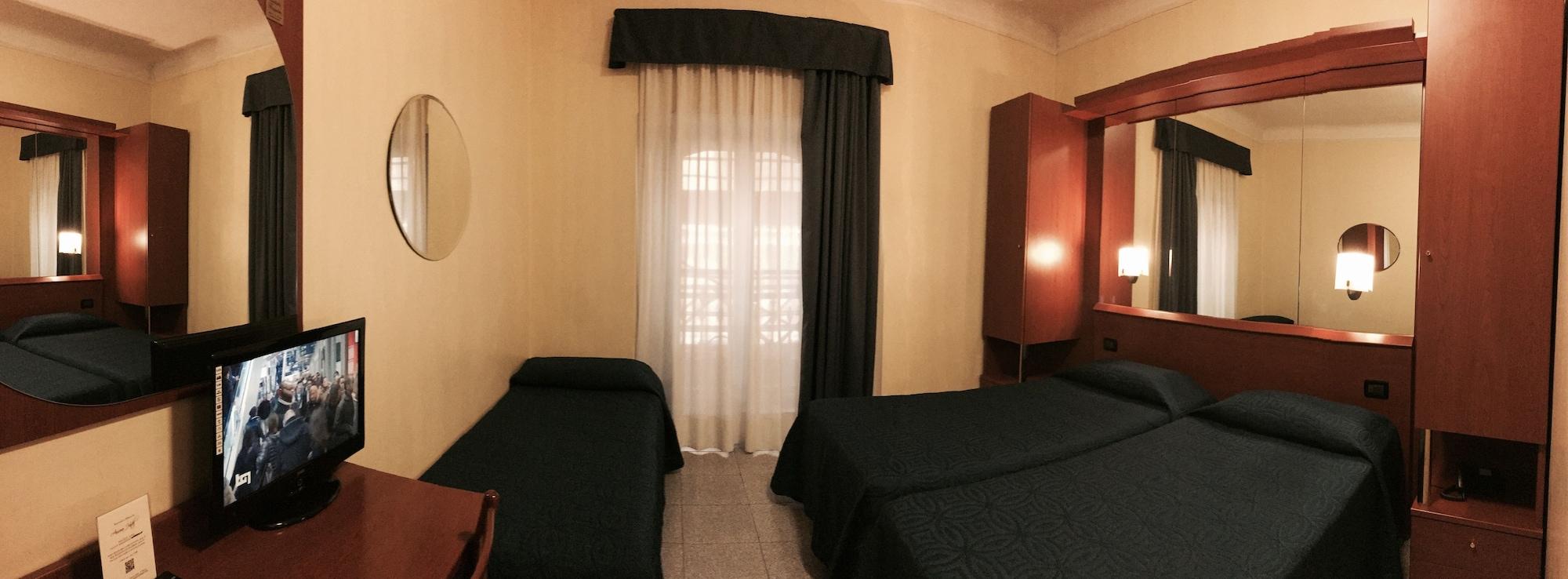 Hotel Aurora Milano Esterno foto