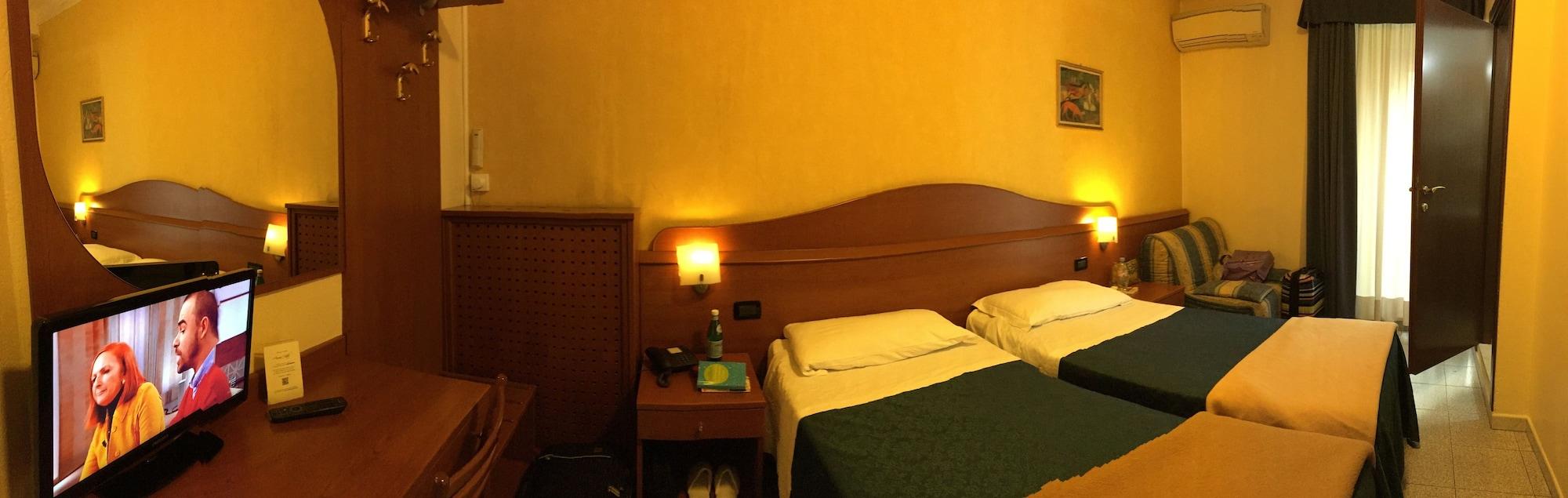 Hotel Aurora Milano Esterno foto