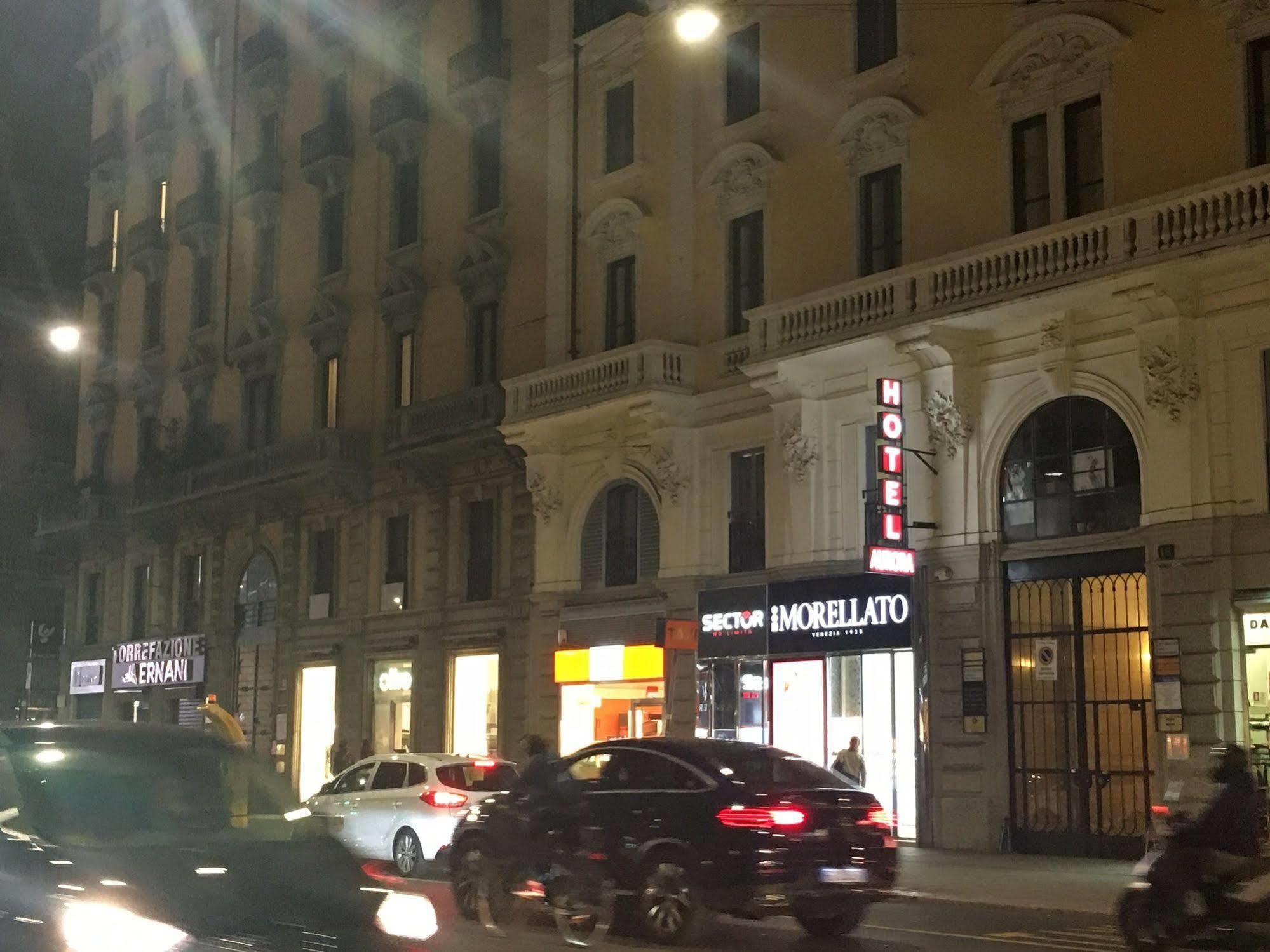 Hotel Aurora Milano Esterno foto